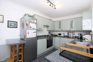 Kitchen- click for photo gallery